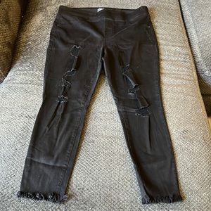 Black Distressed Jeans